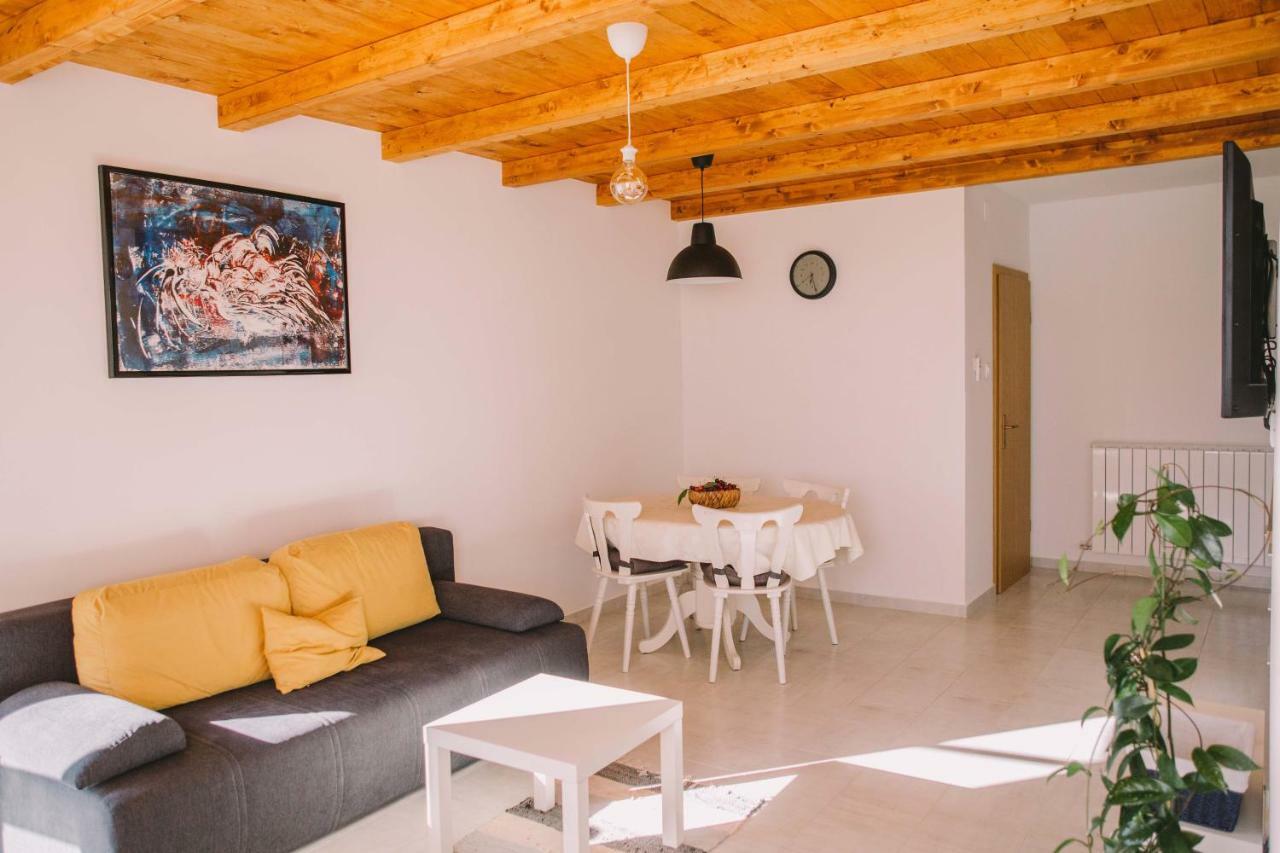Apartment Finderli Buzet Esterno foto
